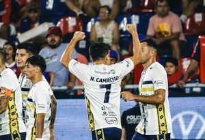 Trinidense y San Lorenzo ponen en marcha la fecha del superclásico
