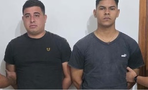 Dos policías imputados por coima con arresto domiciliario