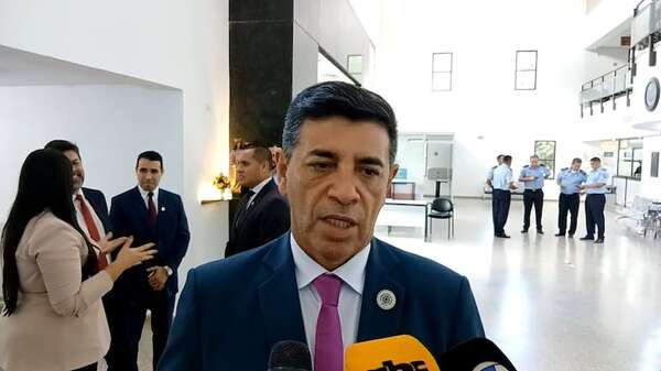 Título falso de Hernán Rivas desgasta la imagen del Poder Judicial, afirmó el ministro Ríos - Nacionales - ABC Color