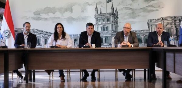 Gobierno se compromete a desembolsar US$ 150 millones para reducir deuda con el sector de la construcción