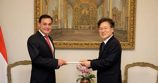 La Nación / Embajador de Corea presentó las copias de cartas credenciales ante la Cancillería