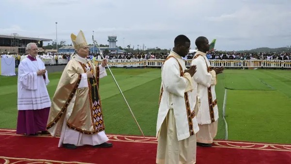 «La humanidad tiene hambre de paz», proclama el Papa en Camerún - ADN Digital