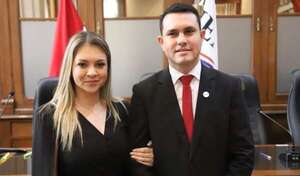 Caso Hernán Rivas: su esposa y otras cuatro personas se recibieron en la misma universidad y en el mismo año - Política - ABC Color