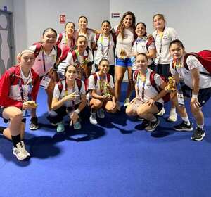 IV Juegos Suramericanos de la Juventud: El futsal le da a Paraguay sus dos primeras medallas, plata en femenino y bronce en masculino - Polideportivo - ABC Color