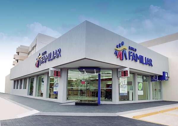 FIX confirma calificación AApy con tendencia estable de   Familiar - Empresariales - ABC Color