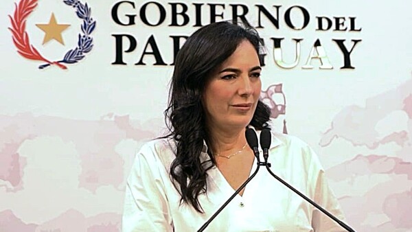 Ministra dice que los desembolsos reactivarán el ritmo de las obras