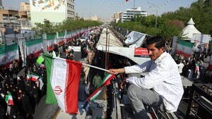 Irán abre Ormuz y Trump espera un acuerdo de paz entre hoy y mañana