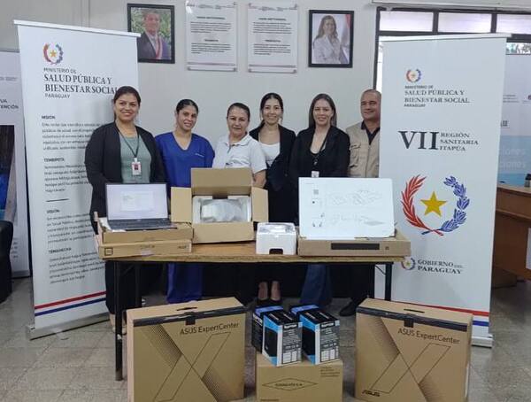 Itapúa refuerza conectividad en salud con equipos satelitales para el sistema HIS