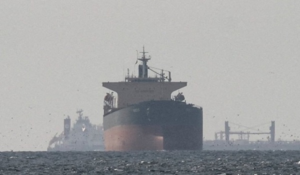 Irán endurece control del estrecho de Ormuz y limita tránsito marítimo