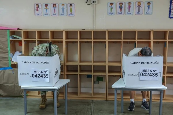 Autoridad electoral de Perú admite “serias irregularidades” en comicios generales