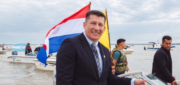 Intendente de Mayor Martínez aclara que no fue detenido, pero confirma allanamientos