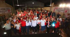 La Nación / Camilo Pérez resalta rol de las mujeres en la construcción política