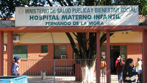 Denuncian presunta negligencia médica a bebé en hospital de Fernando de la Mora