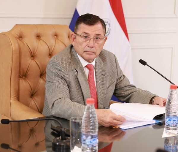 Pettengill califica caso Hernán Rivas como "una bofetada a la gente honesta"