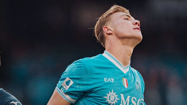 El Napoli dimite en la Serie A