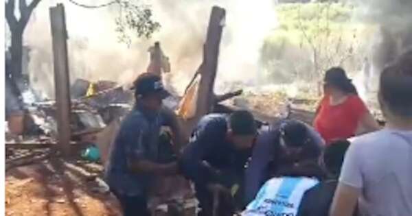 La Nación / Una avioneta se estrelló contra una casa en Minga Guazu