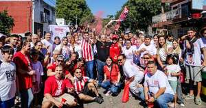 La Nación / Camilo sigue recorrido por los barrios de Asunción: “En 100 días vamos a cumplir todo lo que prometemos”