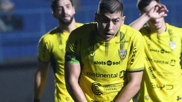 Un Canario sin frenos derriba al Gallo Norteño, a puro goles