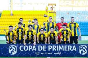 Servio, el arquero goleador: El Legendario tumba al Kure Luque en un final de película