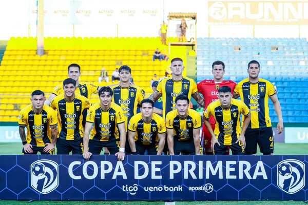 Servio, el arquero goleador: El Legendario tumba al Kure Luque en un final de película