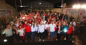 La Nación / Camilo resaltó el rol de las mujeres en política