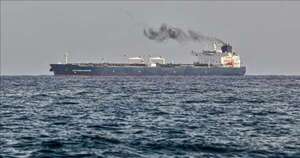 La Nación / Irán advierte que buques que circulen por el estrecho serán un “objetivo”