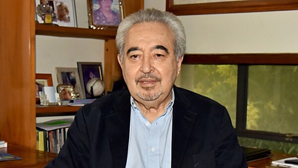 Ex ministro alerta que sin plan claro se arriesgan los grados de inversión