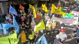 Docentes dan 30 días a IPS para que mejore atención o habrá paro total