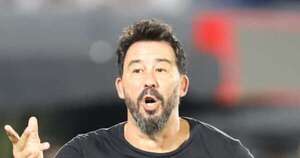 La Nación / “Imagino un clásico cerrado”