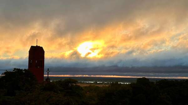 Calor intenso y tormentas aisladas marcarán la jornada de este domingo - Clima - ABC Color