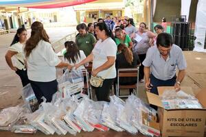 Paraguay: clases avanzan y kits aún no llegan, crecen críticas al MEC