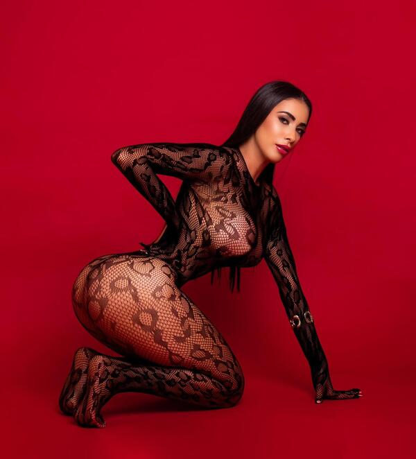 Popular / La Miss Bebota 2025 Jaz Martínez dijo :"Los hombres casados solo te quieren de huesito"