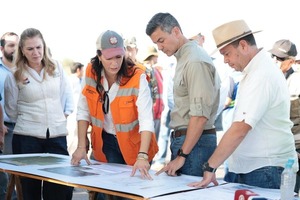 Peña anuncia que Paraguay se encargará de constuir un nuevo puente que conecte la Ruta Bioceánica con territorio argentino