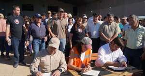 La Nación / Ande y MOPC oficializan convenio para instalar una planta solar en el Chaco