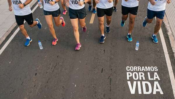 Solidaridad en cada kilómetro: “Corramos por la Vida” para recaudar fondos para asociaciones oncológicas - Nacionales - ABC Color