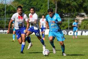 Nivelado duelo entre 3 de Noviembre y Benjamín Aceval - Fútbol de Intermedia - ABC Color