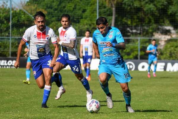 Nivelado duelo entre 3 de Noviembre y Benjamín Aceval - Fútbol de Intermedia - ABC Color