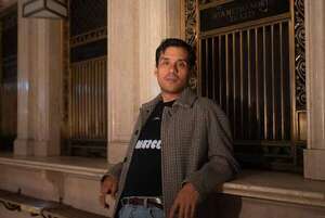 Horizontalidad, poesía y canción: el universo creativo de El David Aguilar - Música - ABC Color