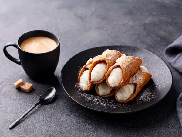 Postres clásicos italianos: receta de tiramisú en vaso, panna cotta y cannoli - Gastronomía - ABC Color