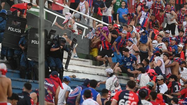 Superclásico suspendido por violencia