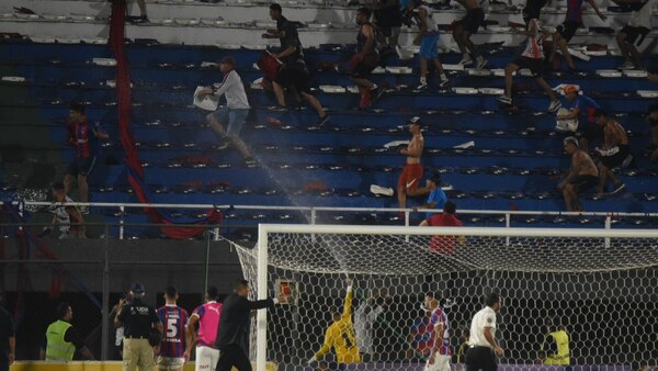 Otra vez la barra de Cerro Porteño