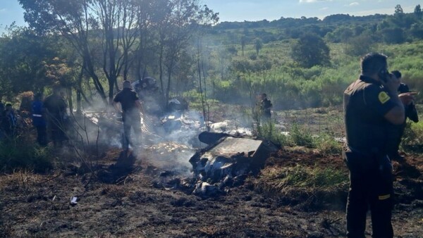 Video: Así fue el dramático momento en el que los vecinos se percataron de la caída de una avioneta