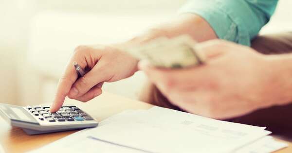 La Nación / Suba de combustibles presiona la inflación y recorta márgenes en la producción, según economista