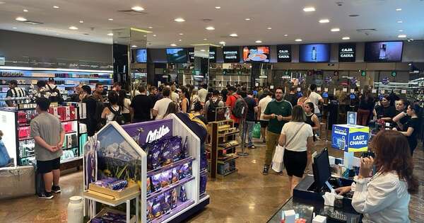 La Nación / Comercio de CDE mantiene buen flujo de turistas pero la infraestructura es mala, afirman