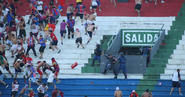 La Nación / Patoteros se adueñan del clásico y el partido, suspendido