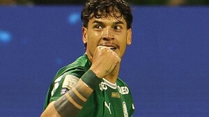 Palmeiras, con gol de Gómez, mantiene su ventaja como líder