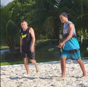 Paraguayo en la serie de Dinho: “Es mi amigo”