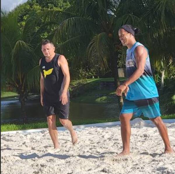 Paraguayo en la serie de Dinho: “Es mi amigo”