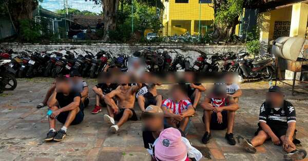 La Nación / Al menos 70 detenidos y once policías heridos dejó el superclásico