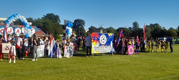 Más de 800 niños impulsan el fútbol formativo en Encarnación